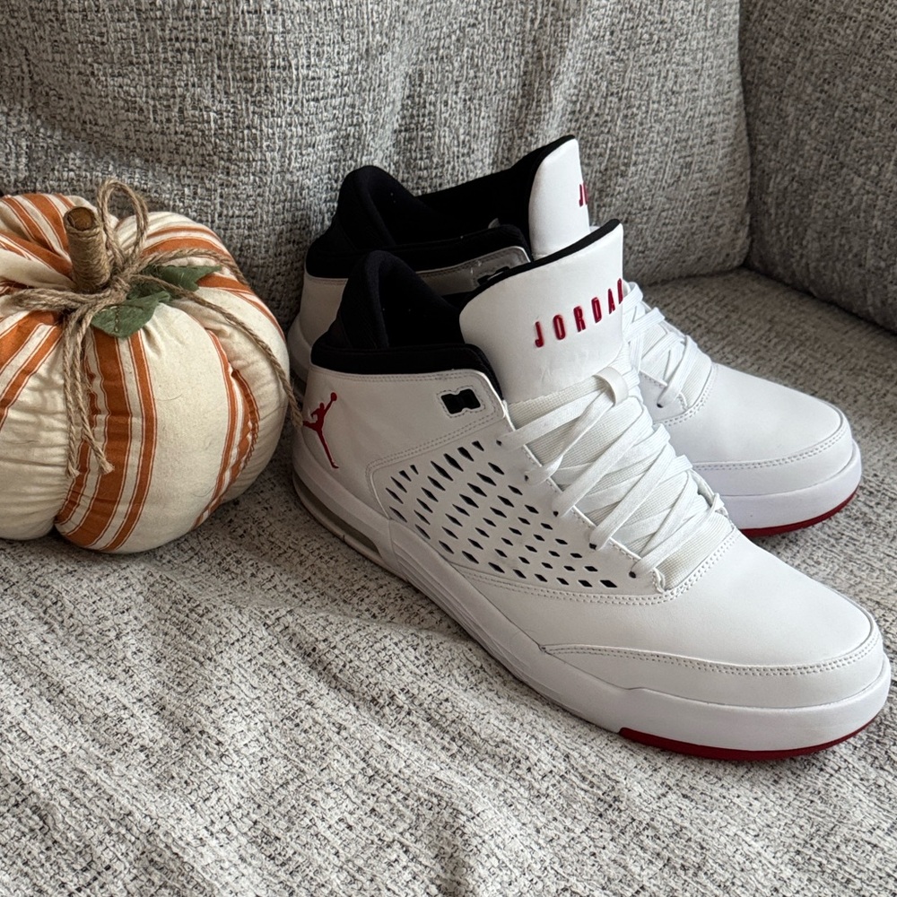Nike Air Jordan MENS Size 14 Flight Origin 4 White/Red/Black Mid-Top Sneakers